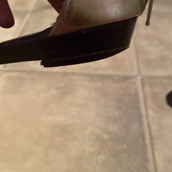 Sandals - Picture 2 of 6